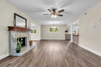 1810 N Red Cedar Circle, The Woodlands, TX 77380 - Photo 17