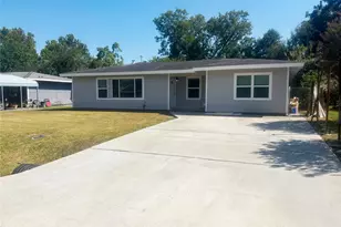225 Sarlee Dr, La Marque, TX 77568 - Photo 1