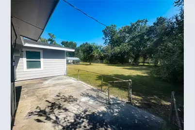 225 Sarlee Drive, La Marque, TX 77568 - Photo 15