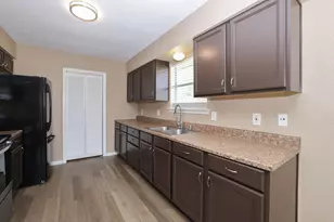9815 Caballero Dr, Houston, TX 77078 - Photo 11