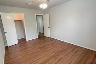 8919 Diamond Lake Ln, Houston, TX 77083 - Photo 9