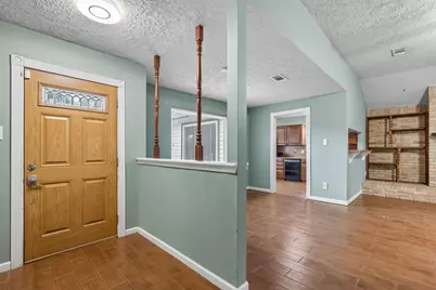 9731 Shell Rock Road, La Porte, TX 77571 - Photo 3