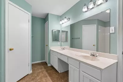 9731 Shell Rock Road, La Porte, TX 77571 - Photo 19