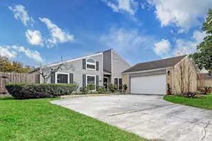 2235 Round Lake Dr, Houston, TX 77077 - Photo 1