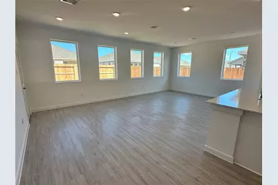 3110 Emerald Hills Drive, Angleton, TX 77515 - Photo 5