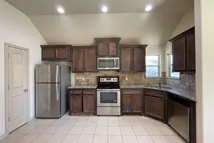 16928 W Ivanhoe, Montgomery, TX 77316 - Photo 5