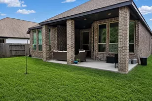 17163 Crimson Crest Dr, Conroe, TX 77302 - Photo 5