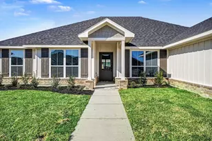 2 Keystone Ct, Angleton, TX 77515 - Photo 3
