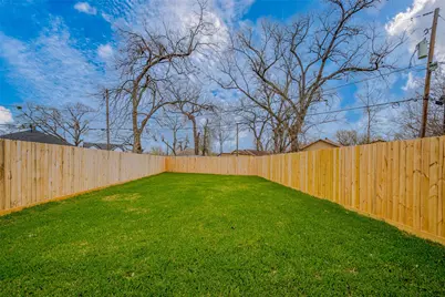 918 Saint Clair Street #B, Houston, TX 77088 - Photo 35