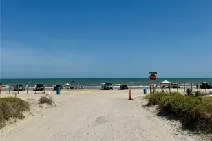 12925 John Reynolds Rd, Galveston, TX 77554 - Photo 21