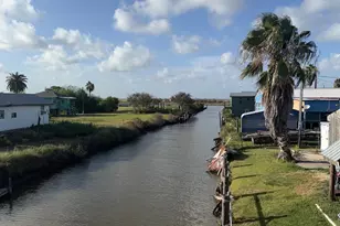1555 Channel Dr, Brazoria, TX 77422 - Photo 9