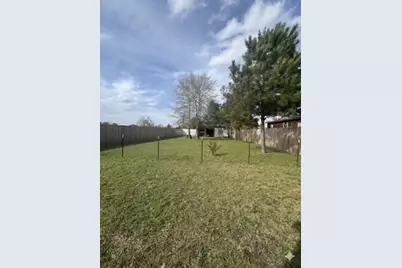 105 County Road 5213, Cleveland, TX 77327 - Photo 5