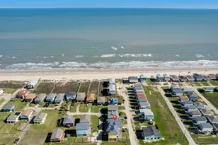 148 Howard Ave, Surfside Beach, TX 77541 - Photo 3
