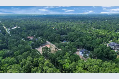 22 Majestic Falls Drive, Kingwood, TX 77339 - Photo 7
