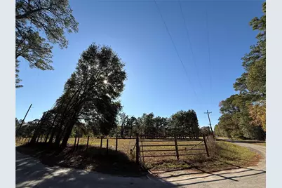 709 County Road 3880, Cleveland, TX 77328 - Photo 13
