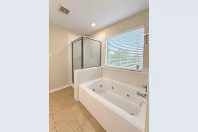 16719 Bending Creek Lane, Friendswood, TX 77546 - Photo 37