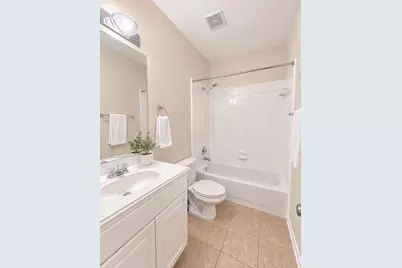 16719 Bending Creek Lane, Friendswood, TX 77546 - Photo 9