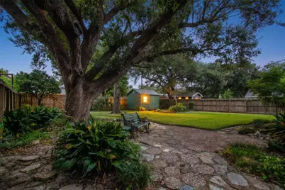 1506 14th Avenue N, Texas City, TX 77590 - Photo 3