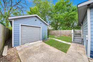 1322 E 36th St, Houston, TX 77022 - Photo 7