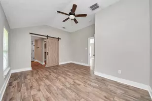 1322 E 36th St, Houston, TX 77022 - Photo 33