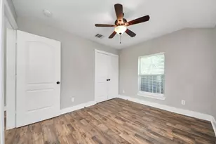 1322 E 36th St, Houston, TX 77022 - Photo 43