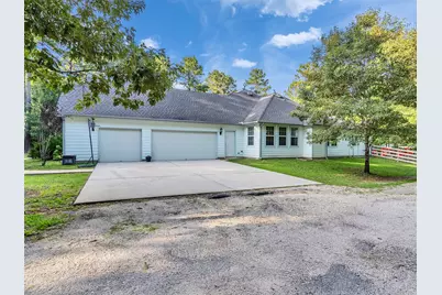 9058 Amelia Drive, Anderson, TX 77830 - Photo 5