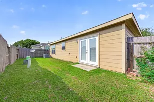 16535 Burnell Oaks Ln, Houston, TX 77090 - Photo 17
