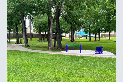 16535 Burnell Oaks Lane, Houston, TX 77090 - Photo 19