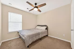 16535 Burnell Oaks Ln, Houston, TX 77090 - Photo 9