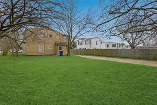 1114 1st Ave N, Texas City, TX 77590 - Photo 9