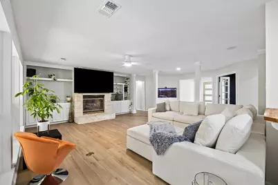 906 Valley Commons Drive, Huffman, TX 77336 - Photo 3