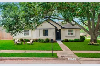 2227 Cherry Bend Dr, Houston, TX 77077 - Photo 1