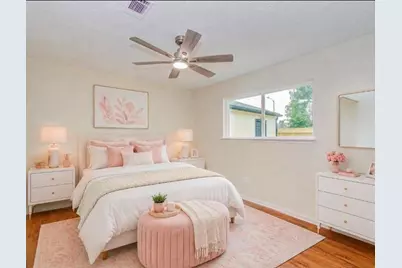 2227 Cherry Bend Dr, Houston, TX 77077 - Photo 7