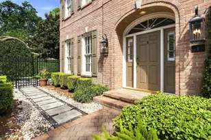 2211 Augusta Dr, Houston, TX 77057 - Photo 7