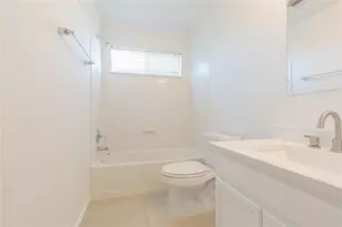 12731 Kiev Hills Ln, Houston, TX 77047 - Photo 11