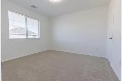 12731 Kiev Hills Lane, Houston, TX 77047 - Photo 9