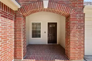 10638 Desert Springs Cir, Houston, TX 77095 - Photo 3