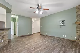 10638 Desert Springs Cir, Houston, TX 77095 - Photo 5