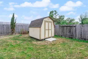 10638 Desert Springs Cir, Houston, TX 77095 - Photo 23