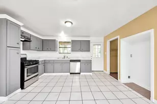 8830 Laura Koppe Rd, Houston, TX 77078 - Photo 5