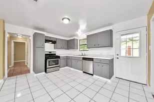 8830 Laura Koppe Rd, Houston, TX 77078 - Photo 7