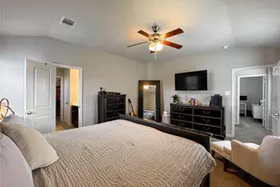 2 Eagle Lake Ct, Manvel, TX 77578 - Photo 13