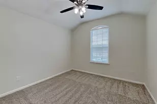 9525 E Woodmark, Conroe, TX 77304 - Photo 15