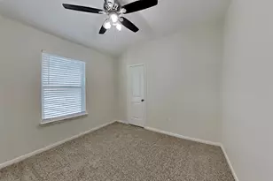 9525 E Woodmark, Conroe, TX 77304 - Photo 11