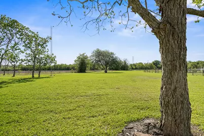 17204 County Road 831, Pearland, TX 77584 - Photo 35