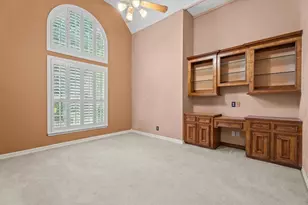 5038 Huntwick Parc Ct, Houston, TX 77069 - Photo 5