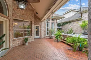 5038 Huntwick Parc Ct, Houston, TX 77069 - Photo 37