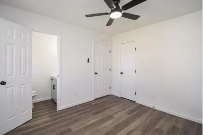 514 Peach Spring Drive, Houston, TX 77037 - Photo 23