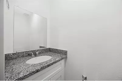 1056 North Ln #A, Houston, TX 77088 - Photo 7