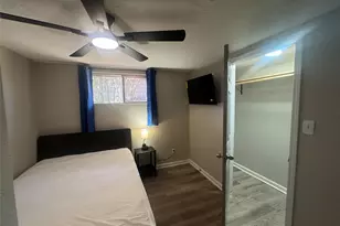 5838 Reed Rd, Houston, TX 77033 - Photo 21